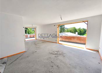 SPINEA - ATTICO 3 CAMERE CON AMPIA TERRAZZA