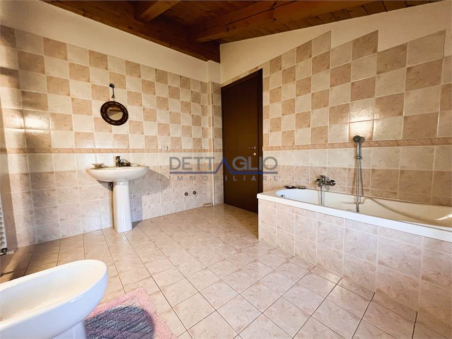 bagno primo piano