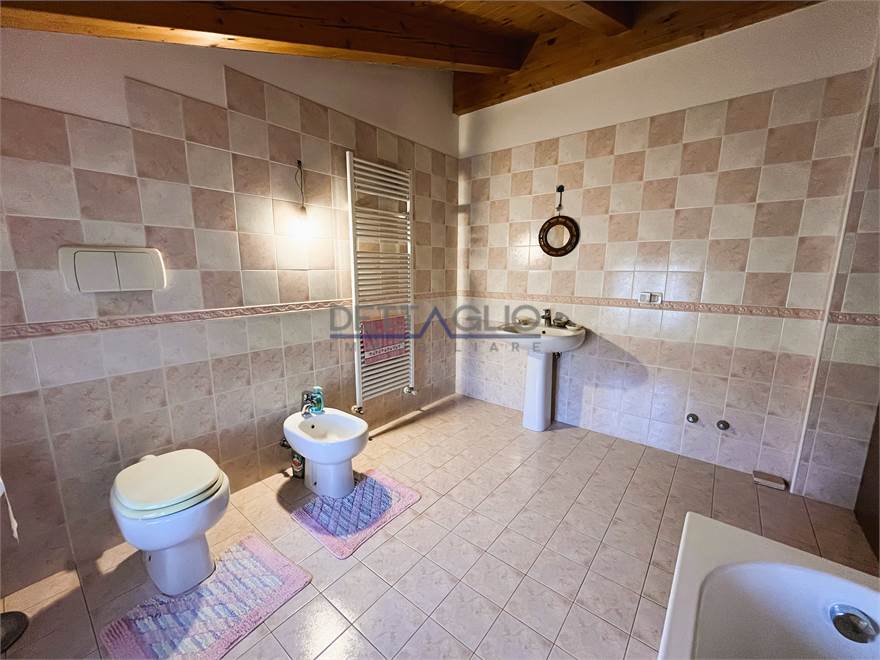 bagno primo piano