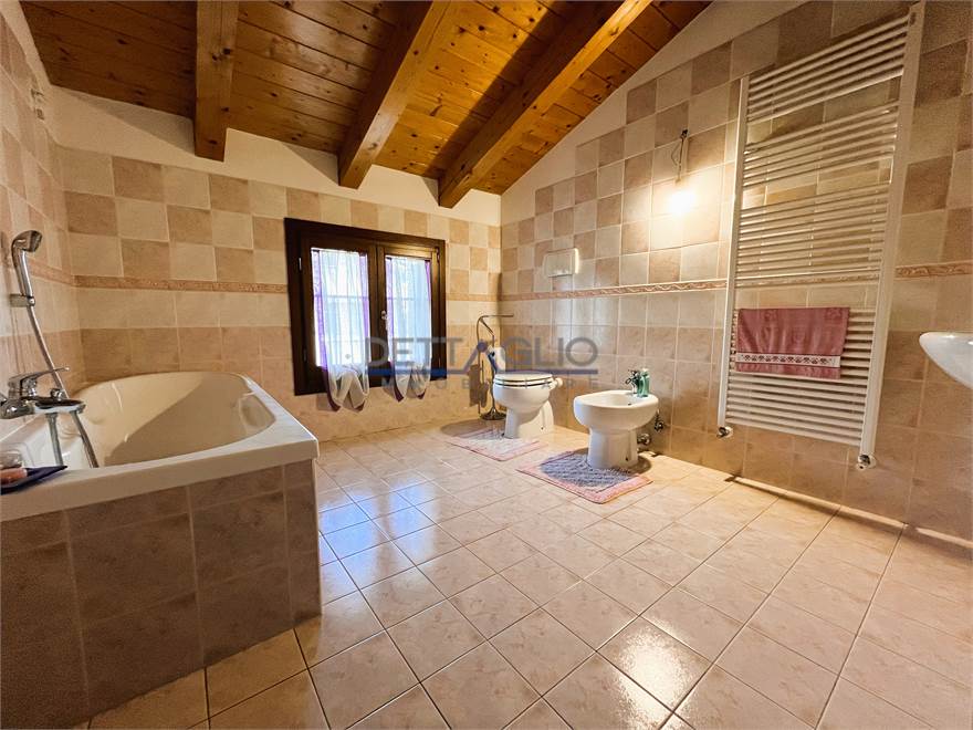 bagno primo piano