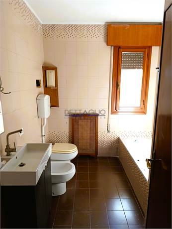 bagno con vasca