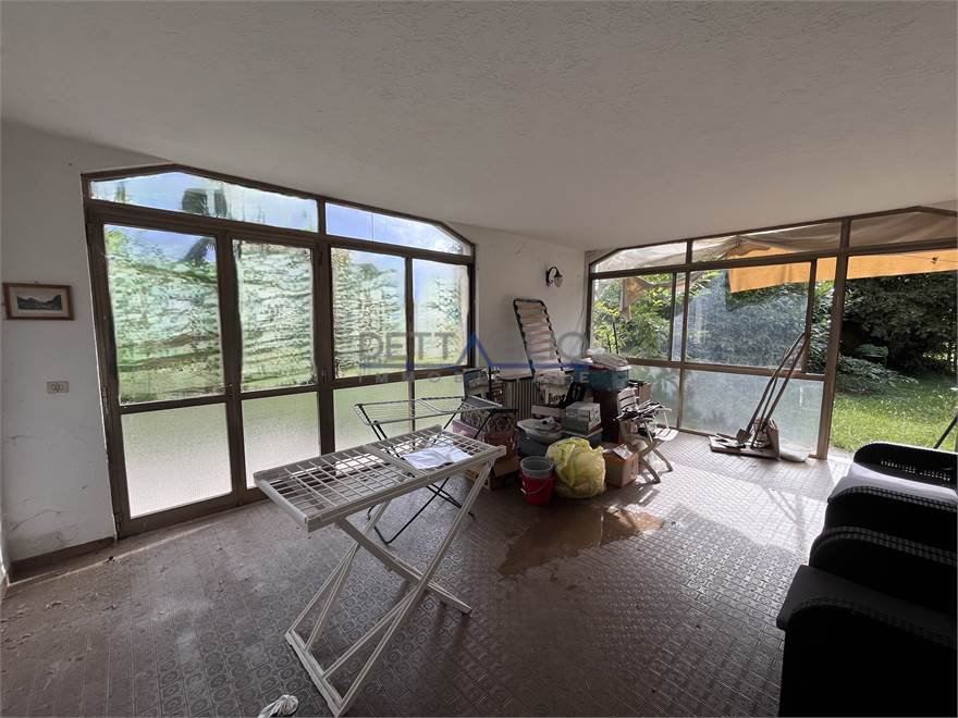 veranda