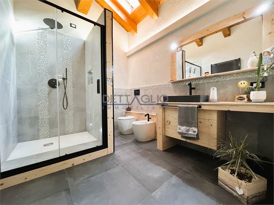 ampio bagno