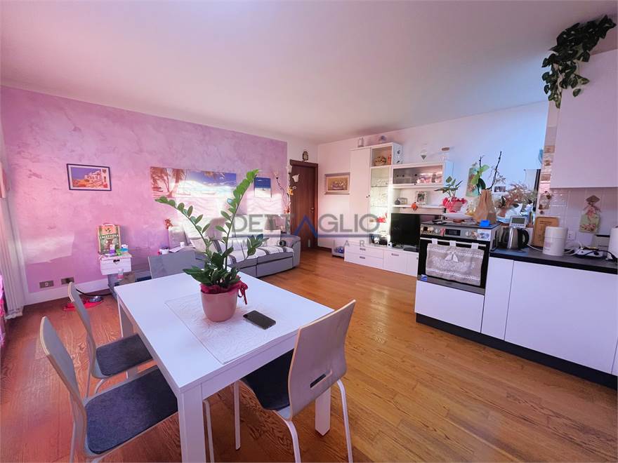 soggiorno-angolo cottura