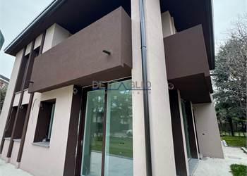 Dolo- nuova villa singola via Vittorio Veneto 300mq