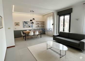 MESTRE CARPENEDO - AMPIO 3 CAMERE POSIZIONE CENTRALE