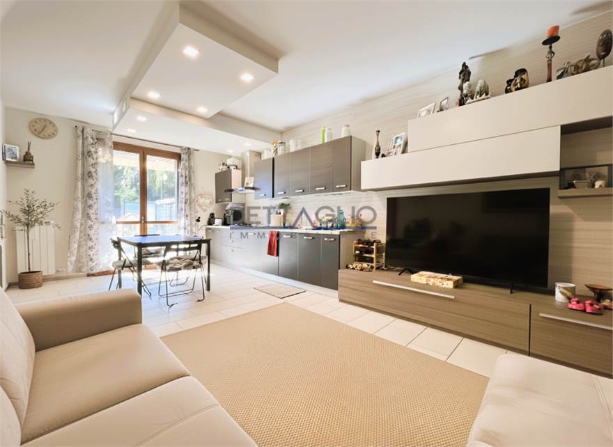 soggiorno-angolo cottura