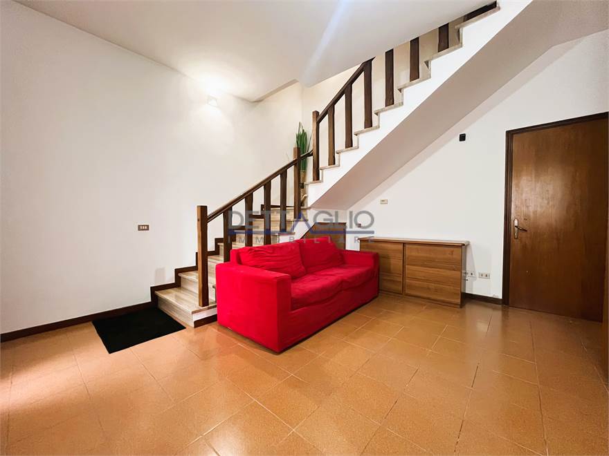 ingresso piano terra