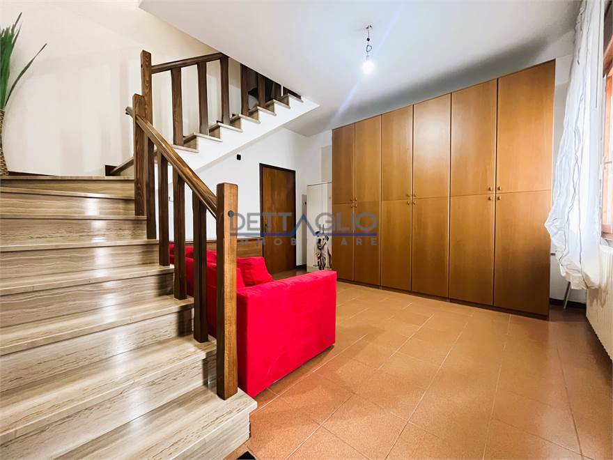 ingresso piano terra