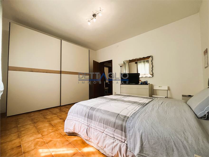 camera matrimoniale piano terra