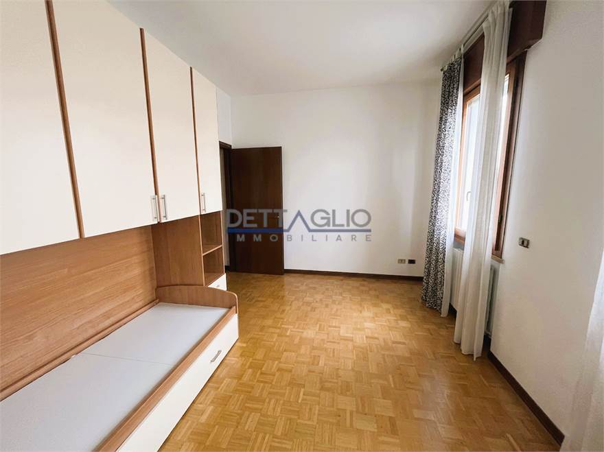 camera singola piano primo